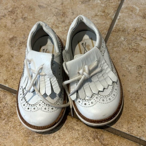 Gucci white shoes